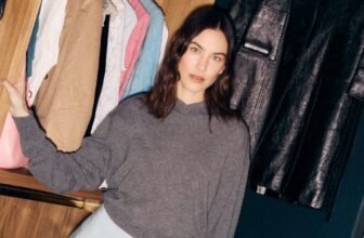 Alexa Chung’s guide to shopping vintage
